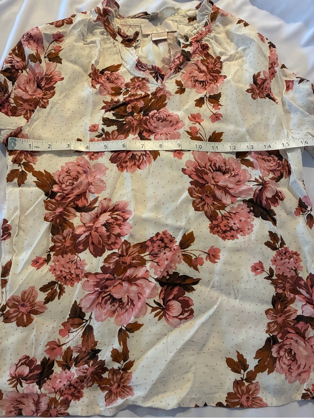 Rachel Parcell Keyhole Flounce Cream, Pink and Brown Floral Blouse -Sz XS - Picture 9 of 12
